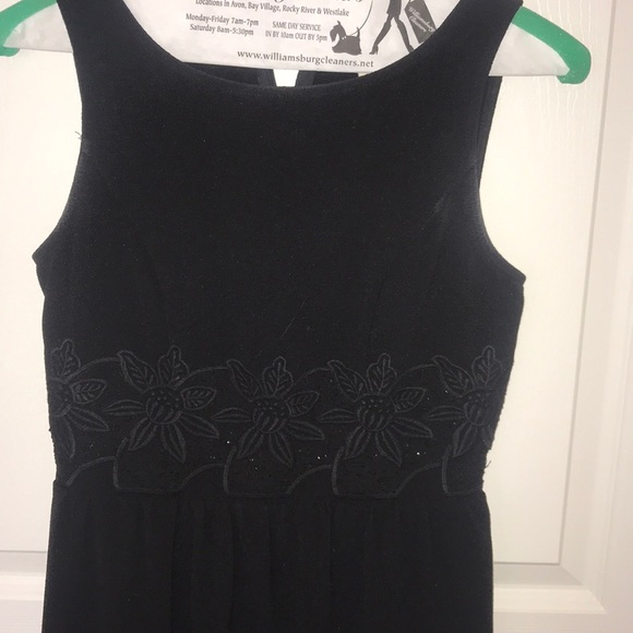 Black dress - Picture 2 of 3